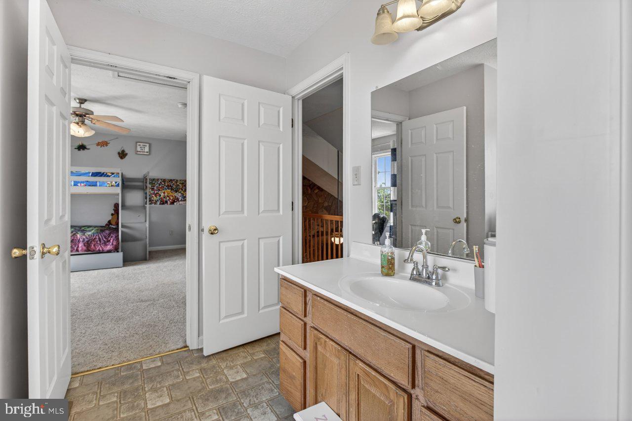 8570 South Middle Road Mount Jackson, VA 22842 - Photo 28 of 74