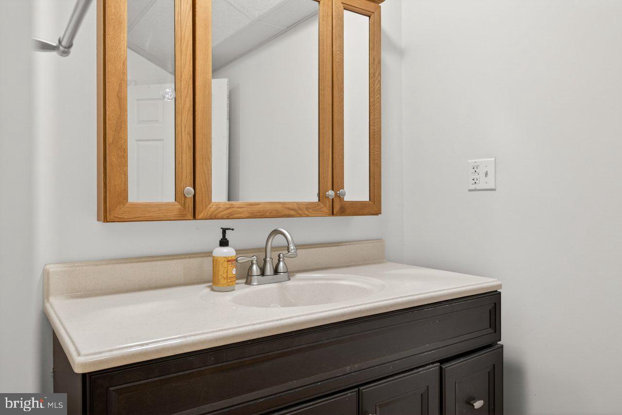 8570 South Middle Road Mount Jackson, VA 22842 - Photo 37 of 74