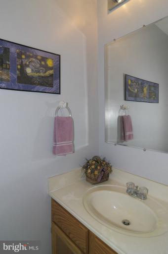 5193 Columbia Road, Unit 10 51 Columbia, MD 21044 - Photo 1 of 23 Bath