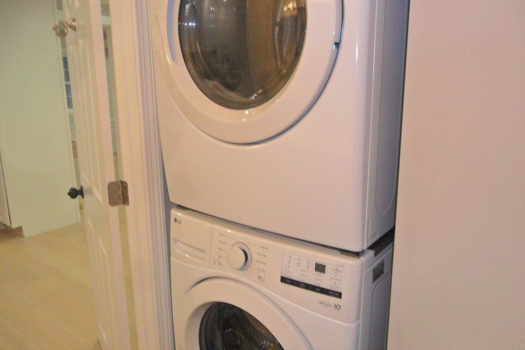 400 Concord Street Framingham, MA 01702 - Photo 9 of 24