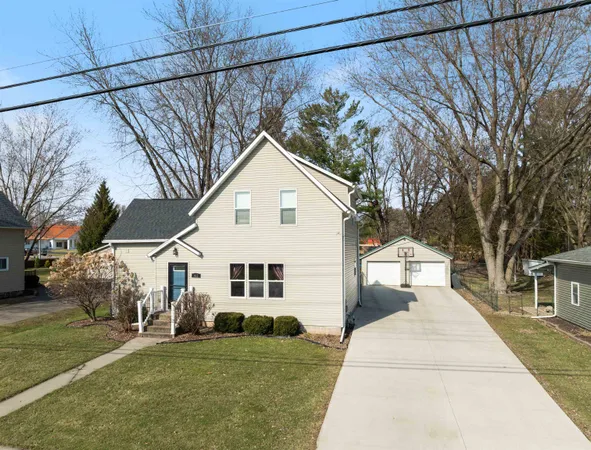 $259,900 | 612 South Washington Avenue, Marshfield, WI 54449