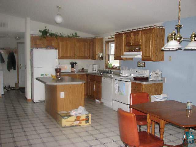 6416 Leggate Road Superior, WI 54880 - Photo 2 of 9