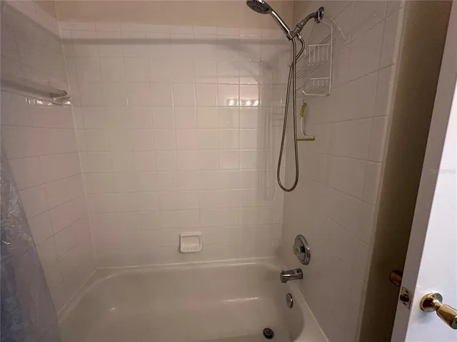 $390,000 | 943 Summer Breeze Drive, Brandon, FL 33511