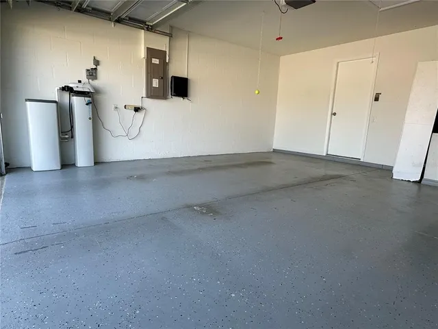 $390,000 | 943 Summer Breeze Drive, Brandon, FL 33511