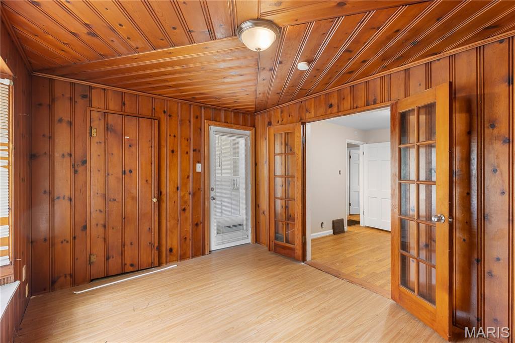 10188 Newbold Drive St. Louis, MO 63137 - Photo 12 of 15