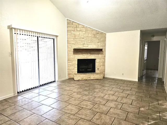 $1,550 | 1747-1745 Horseshoe Circle, Round Rock, TX 78681