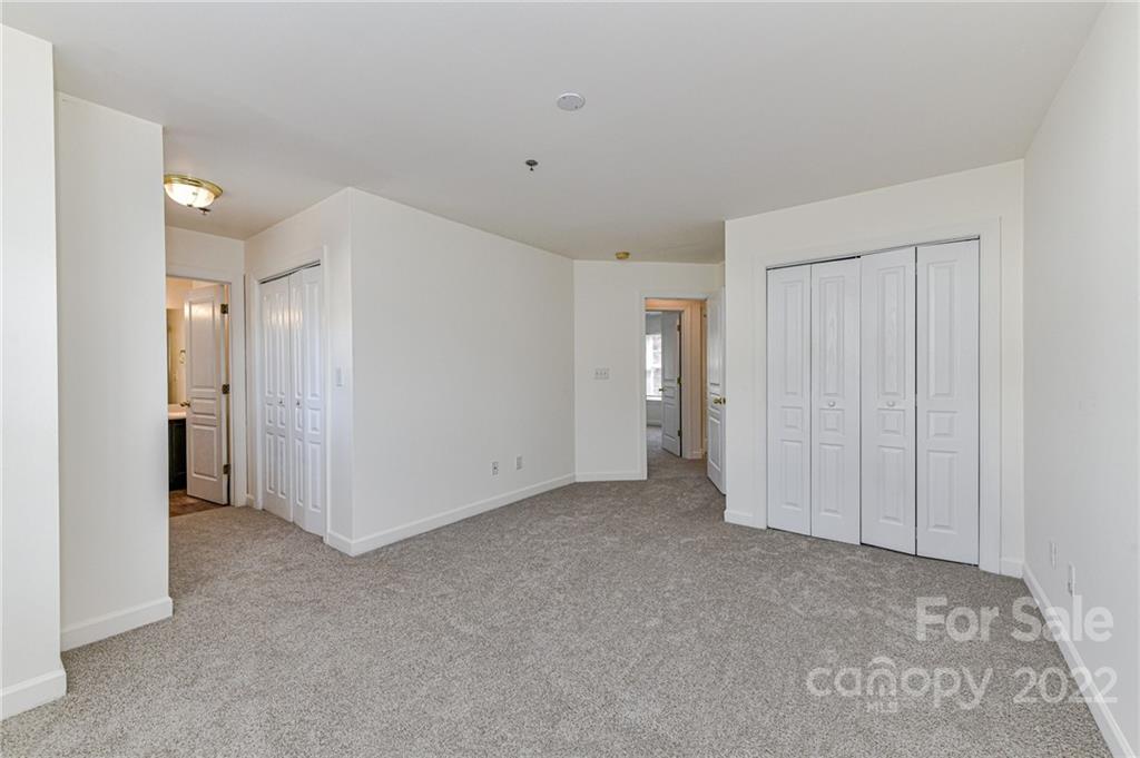 2854 Avalon Loop Road Charlotte, NC 28269 - Photo 17 of 26 Gallery Image 17