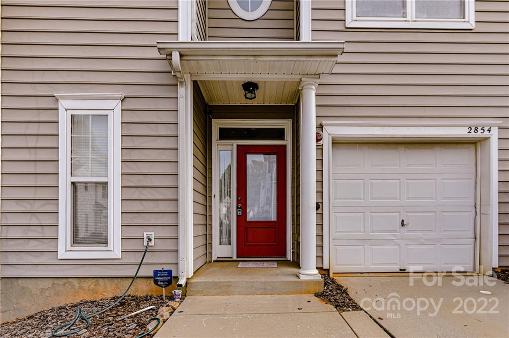 2854 Avalon Loop Road Charlotte, NC 28269 - Photo 4 of 26 Gallery Image 4