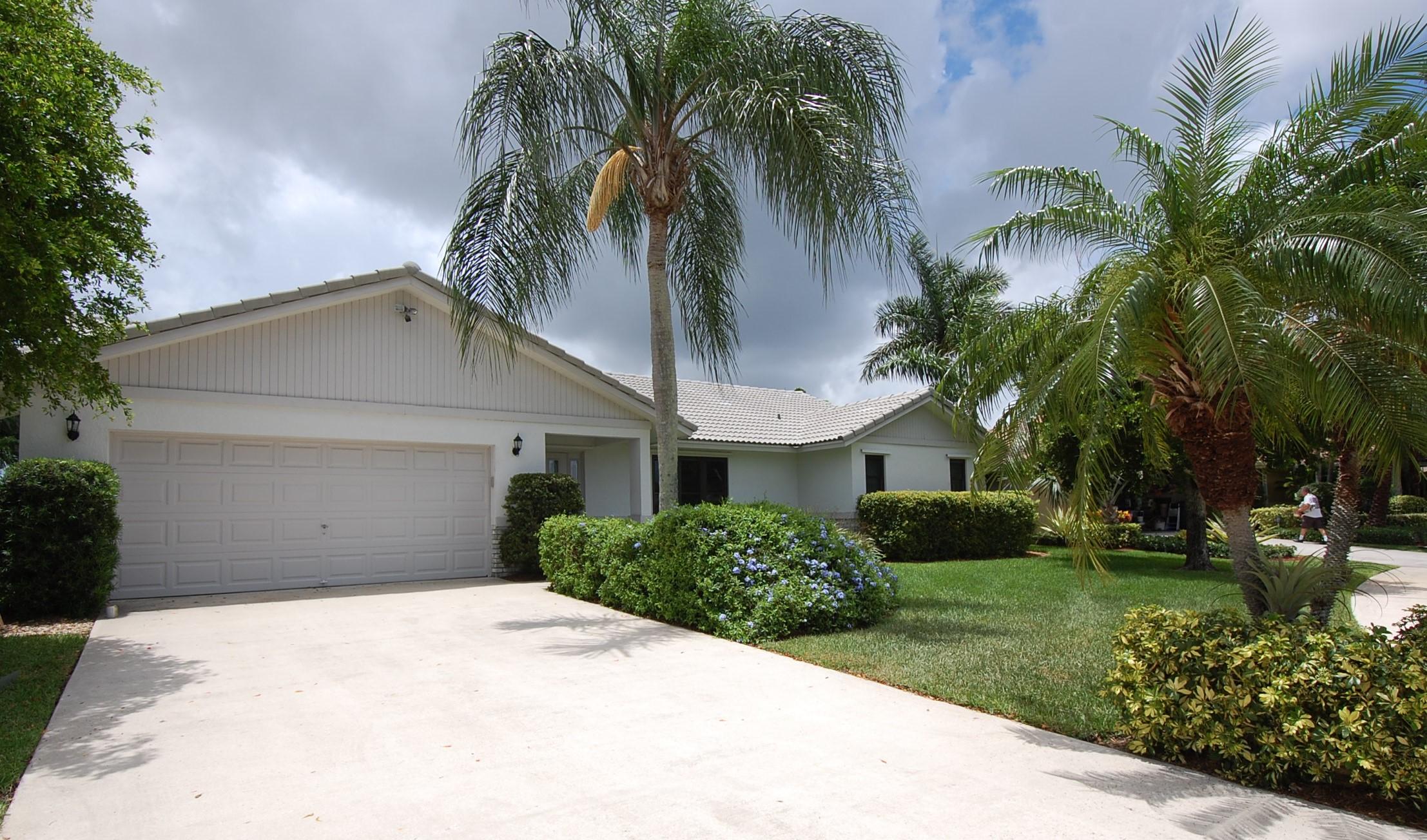 22421 Ensenada Way Boca Raton, FL 33433 - Photo 3 of 31 2015-05-12 00.45.19