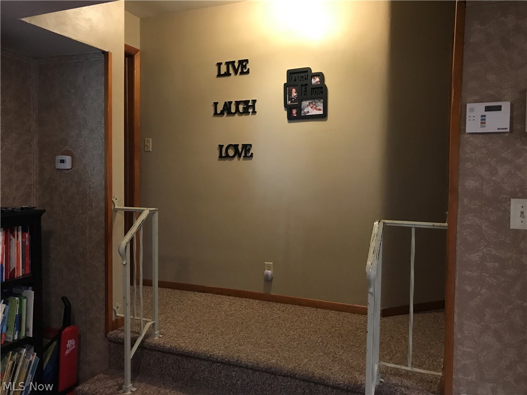 4780 New Road Youngstown, OH 44515 - Photo 4 of 17 Gallery Image 4