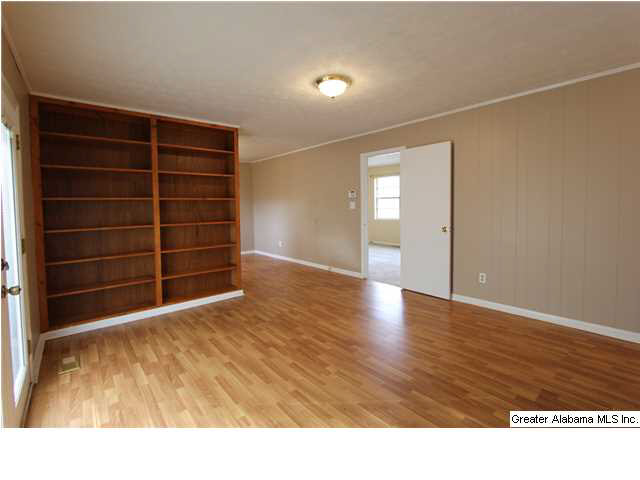 1304 Montevallo Road Weaver, AL 36277 - Photo 4 of 32