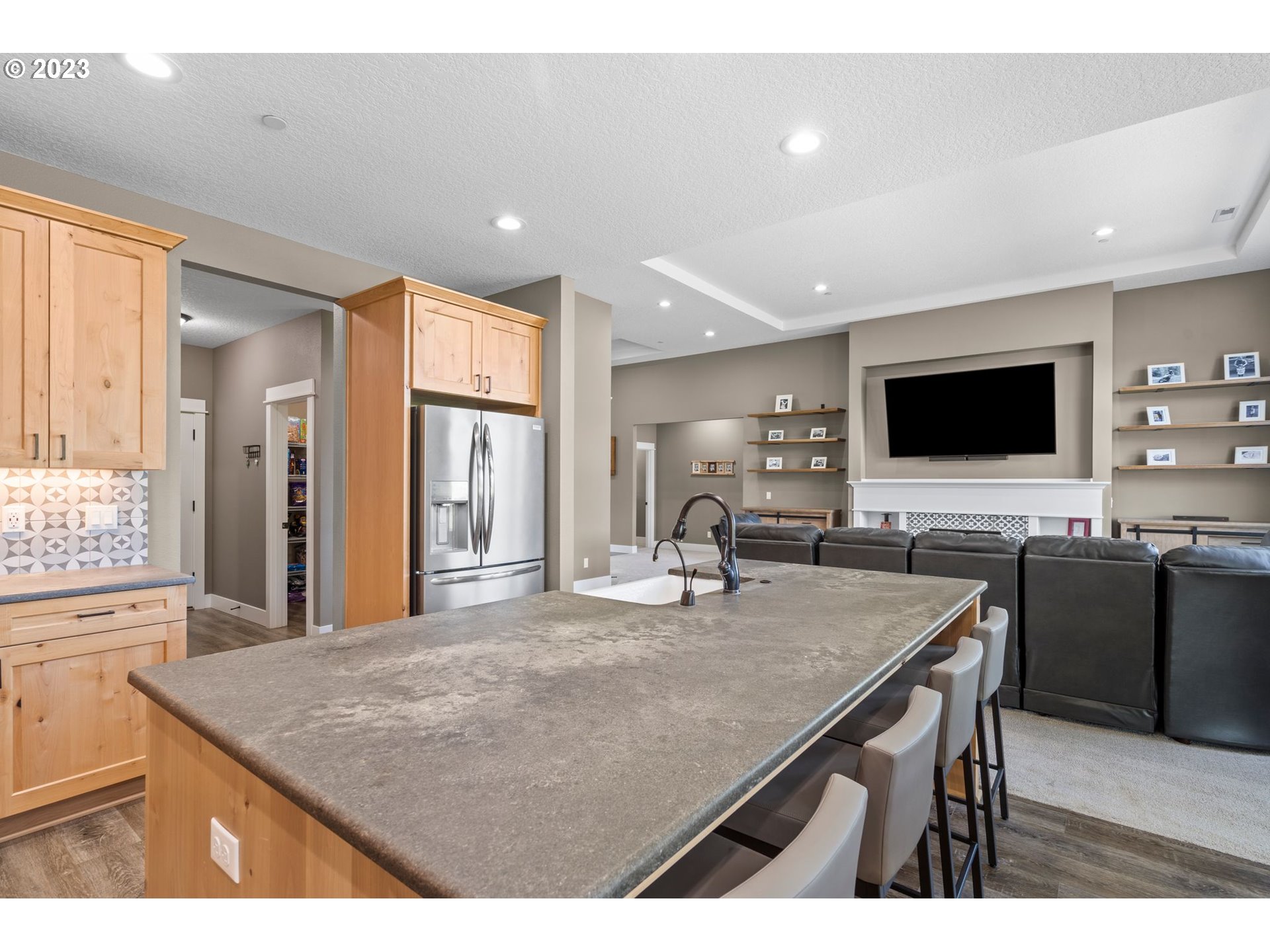 17792 South Strowbridge Road Oregon City, OR 97045 - Photo 14 of 32 a kitchen with stainless steel appliances granite countertop a sink counter space and appliances