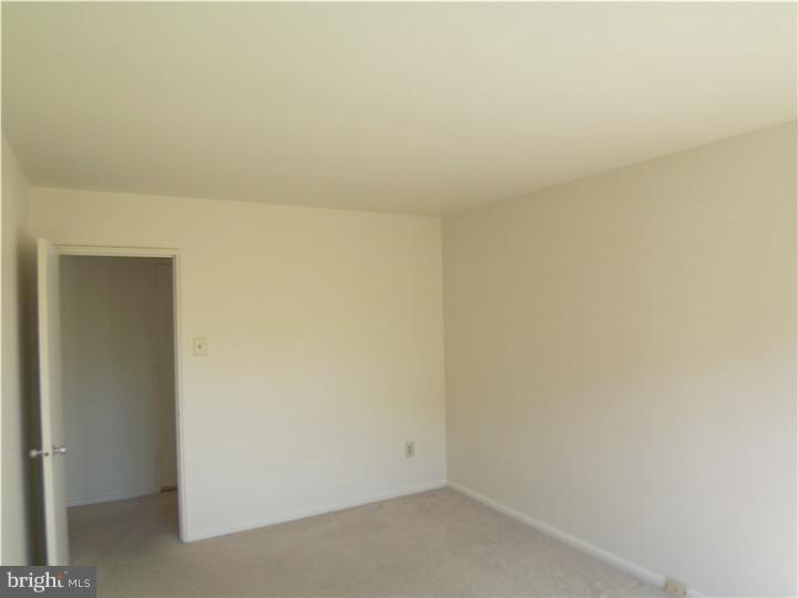 383 Lakeside Road, Unit 208 Ardmore, PA 19003 - Photo 10 of 14 Bedroom - Main
