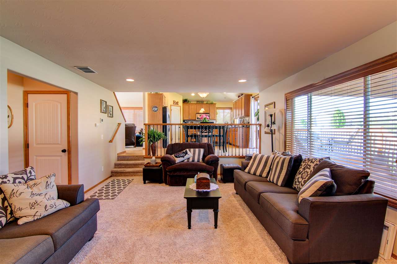2610 West Westover Road Spokane, WA 99208 - Photo 17 of 20