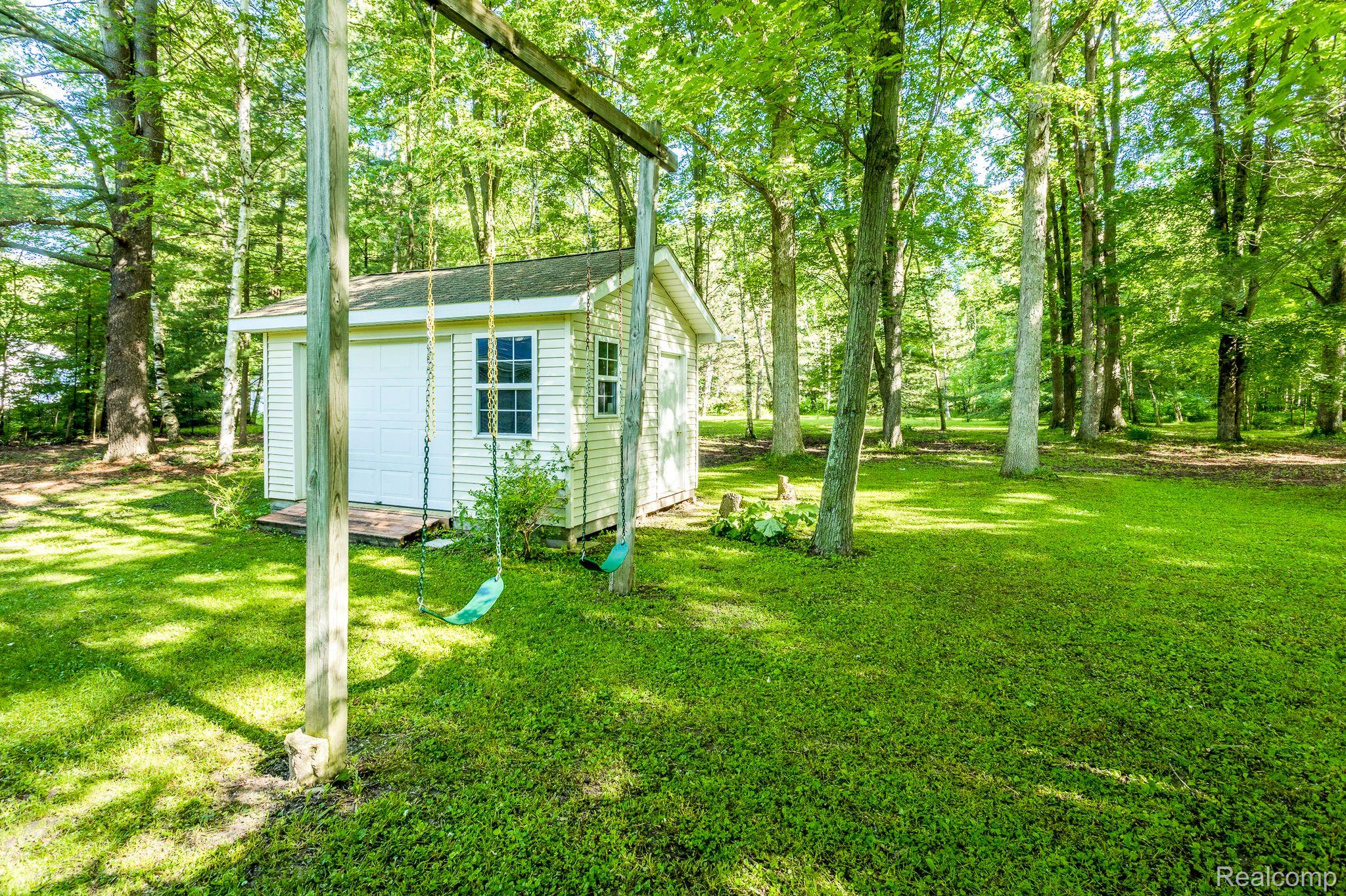 6166 Frith Road St. Clair, MI 48079 - Photo 32 of 42 Gallery Image 32
