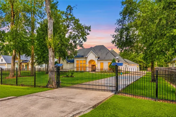 $710,000 | 19509 Desna Drive, Porter, TX 77365