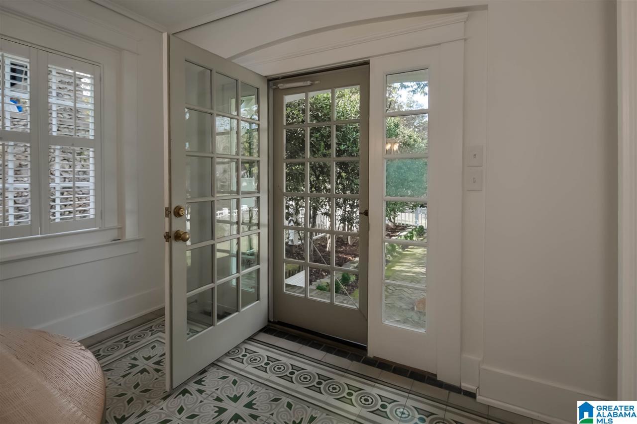 925 Essex Road Birmingham, AL 35222 - Photo 6 of 50