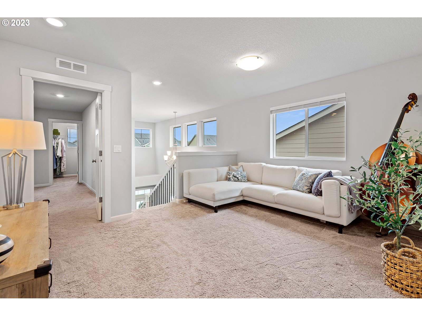 3722 South 39th Place Ridgefield, WA 98642 - Photo 22 of 45 a living room with furniture and a couch