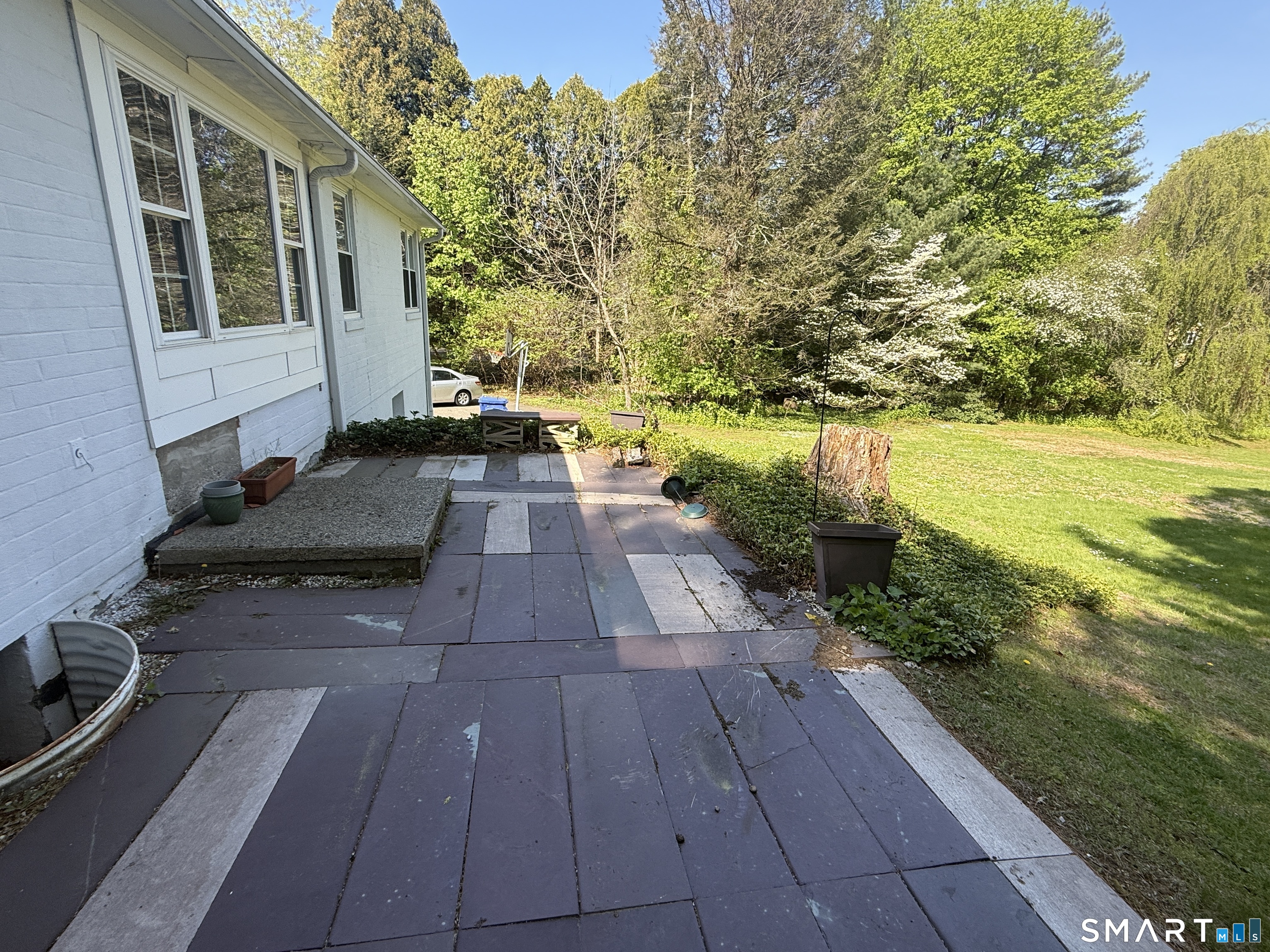 129 Buttonball Road Orange, CT 06477 - Photo 17 of 21