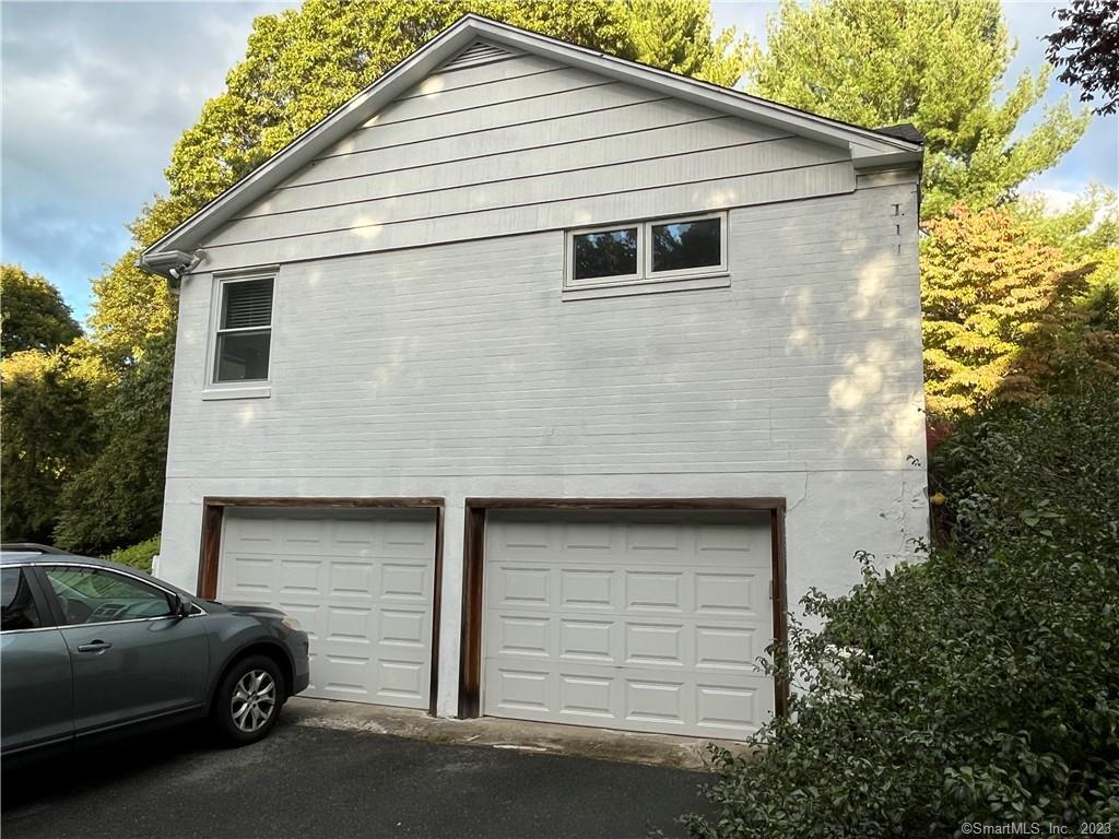 129 Buttonball Road Orange, CT 06477 - Photo 5 of 21