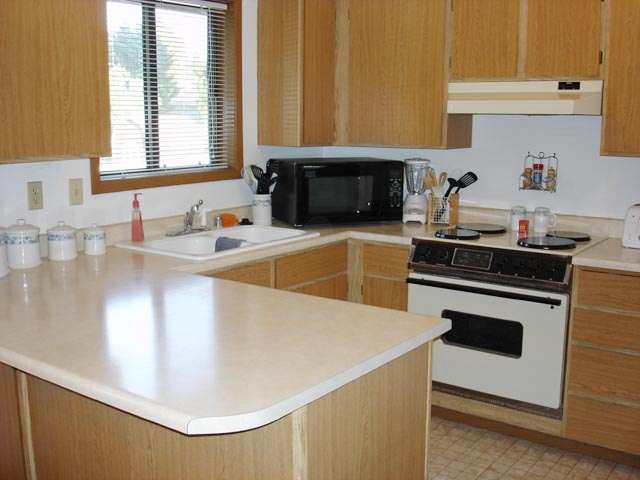 903 South Calvin Road Veradale, WA 99037 - Photo 4 of 9