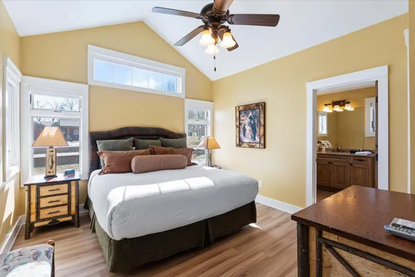 $179,900 | 6940 Beach View Lane Northwest, Unit 2201 TRAPPERS LANDING LODGE, Walker, MN 56484