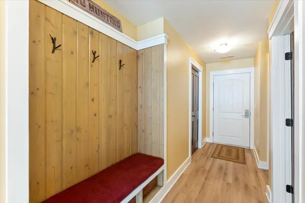 $179,900 | 6940 Beach View Lane Northwest, Unit 2201 TRAPPERS LANDING LODGE, Walker, MN 56484