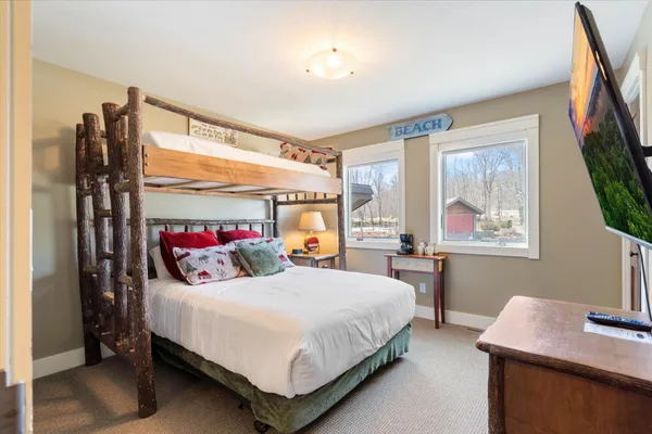 $179,900 | 6940 Beach View Lane Northwest, Unit 2201 TRAPPERS LANDING LODGE, Walker, MN 56484