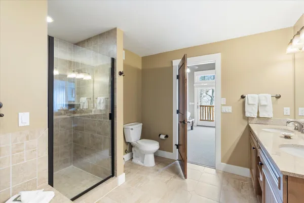 $179,900 | 6940 Beach View Lane Northwest, Unit 2201 TRAPPERS LANDING LODGE, Walker, MN 56484
