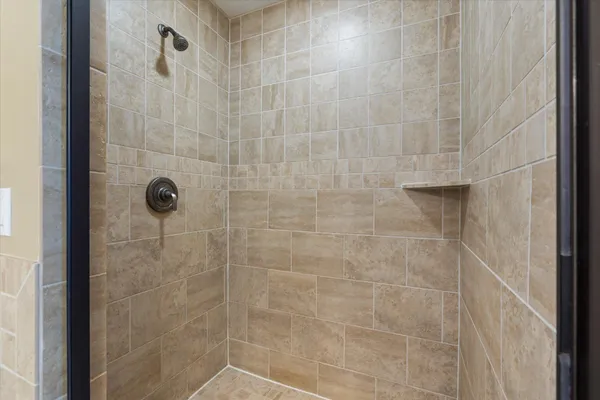$179,900 | 6940 Beach View Lane Northwest, Unit 2201 TRAPPERS LANDING LODGE, Walker, MN 56484