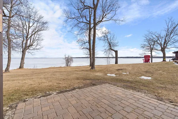 $179,900 | 6940 Beach View Lane Northwest, Unit 2201 TRAPPERS LANDING LODGE, Walker, MN 56484