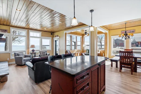 $179,900 | 6940 Beach View Lane Northwest, Unit 2201 TRAPPERS LANDING LODGE, Walker, MN 56484