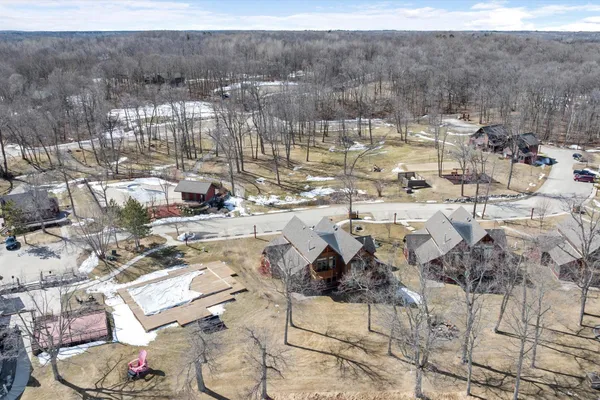 $179,900 | 6940 Beach View Lane Northwest, Unit 2201 TRAPPERS LANDING LODGE, Walker, MN 56484