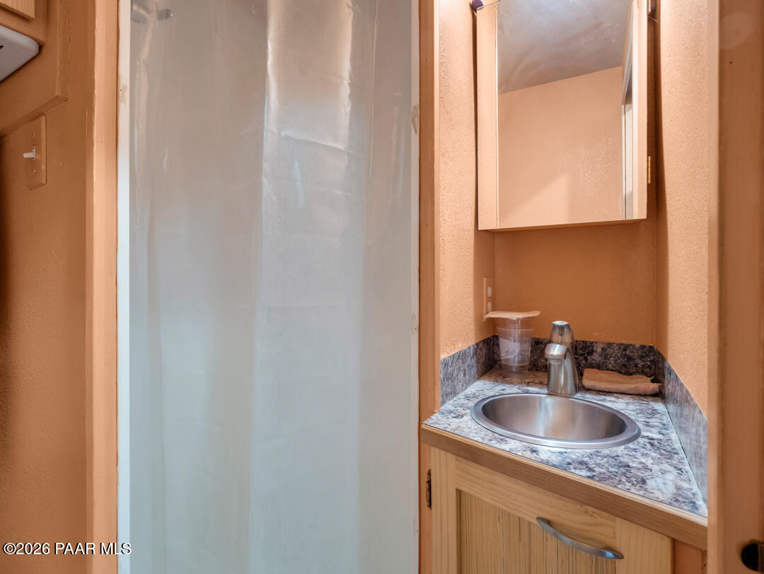 857 Java Drive Ash Fork, AZ 86320 - Photo 12 of 40 Bathroom
