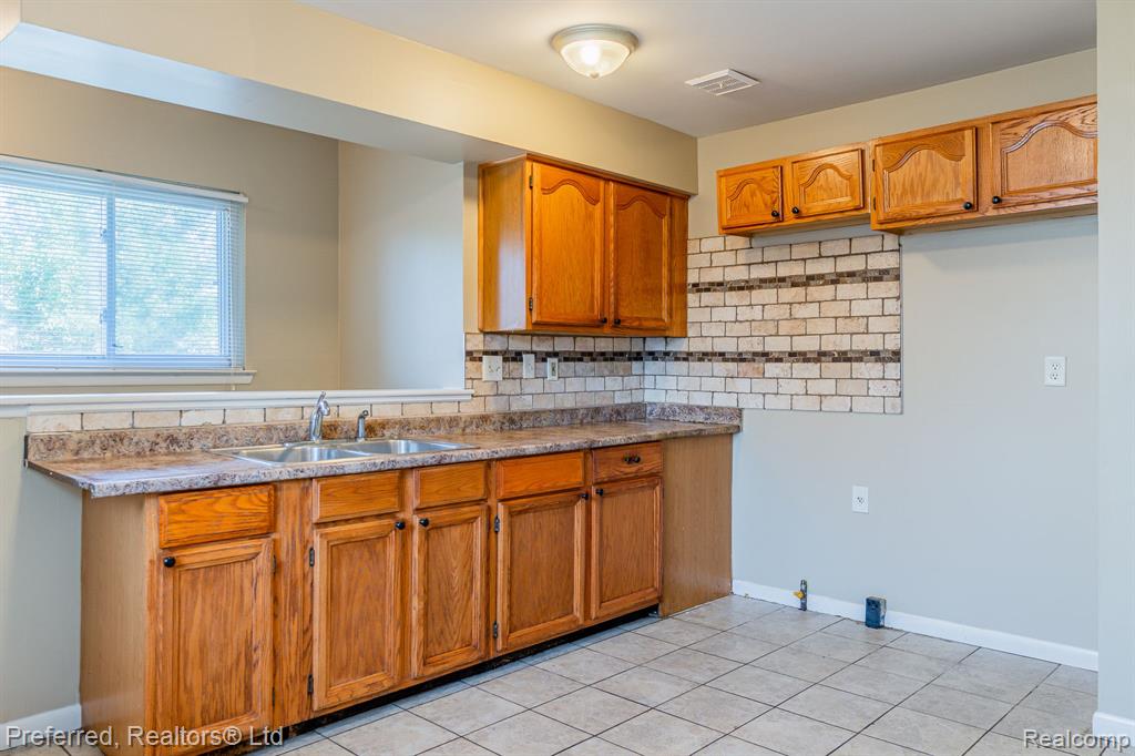 4045 Burns Street Inkster, MI 48141 - Photo 19 of 28