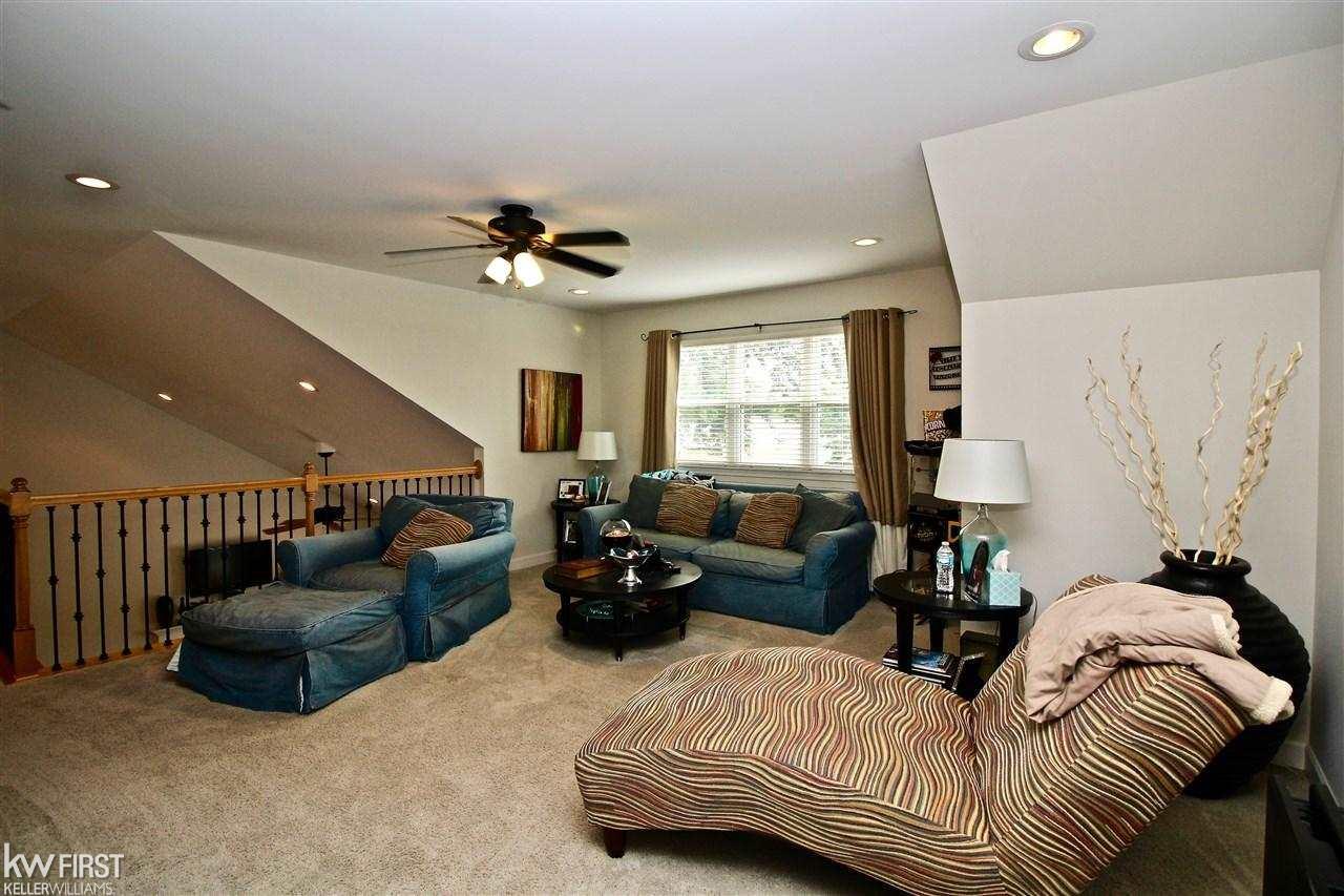 6465 East Hill Road Grand Blanc, MI 48439 - Photo 32 of 49 50038304-31.JPG
