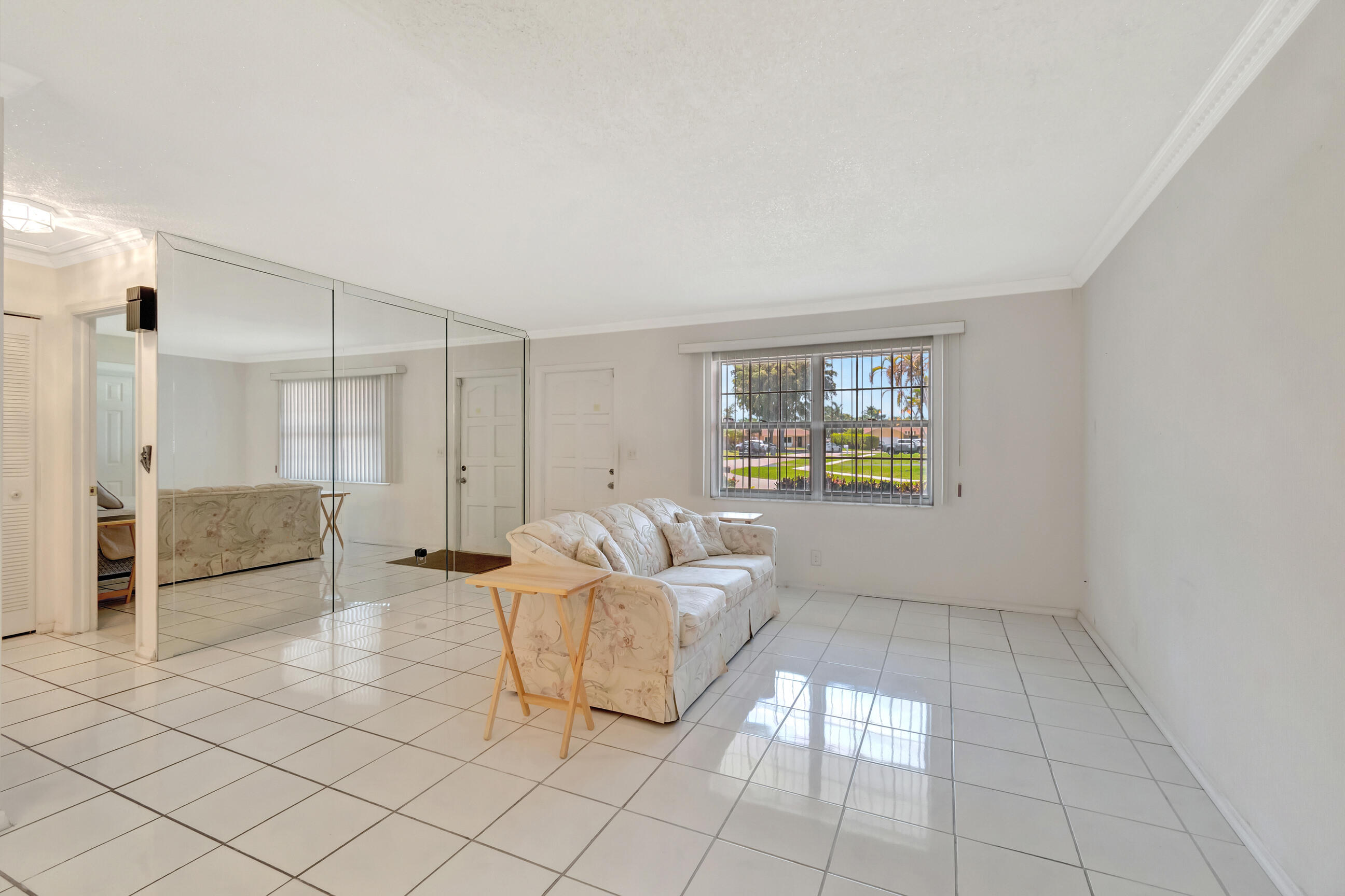 9666 Colorado Court Boca Raton, FL 33434 - Photo 11 of 50 DSC_1043