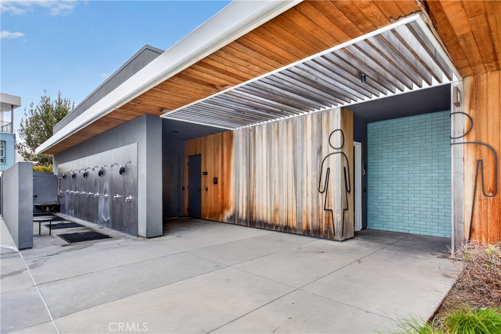 382 Chorus Irvine, CA 92618 - Photo 32 of 38 a view of a house with wooden walls