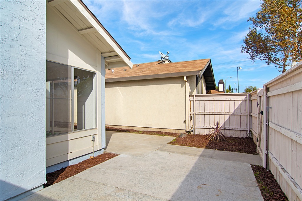 10379 Rochelle Lane Santee, CA 92071 - Photo 22 of 25 Gallery Image 22