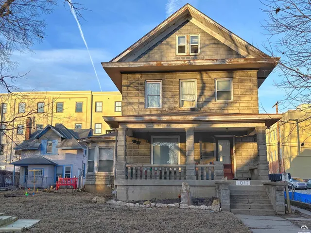 $595,000 | 1017 Rhode Island Street, Lawrence, KS 66044