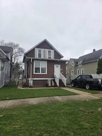 $314,900 | 124 North 11th Avenue, Melrose Park, IL 60160