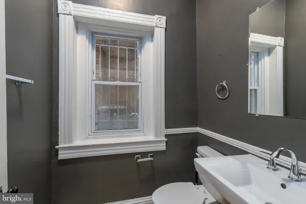 $3,449 | 216 East Biddle Street, Baltimore, MD 21202