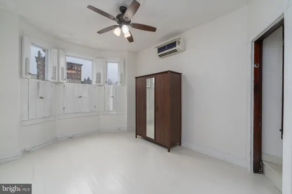 $3,449 | 216 East Biddle Street, Baltimore, MD 21202