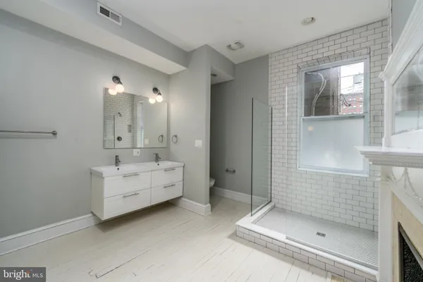 $3,449 | 216 East Biddle Street, Baltimore, MD 21202