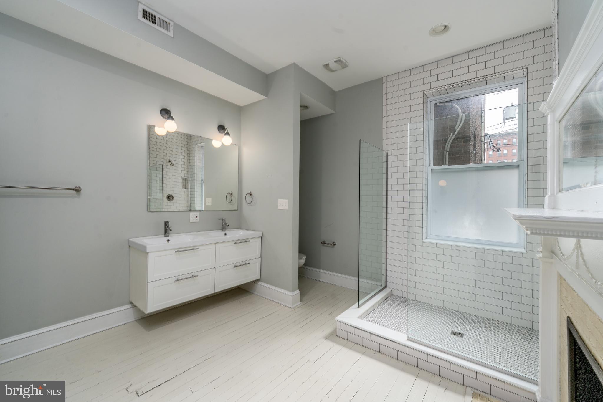 216 East Biddle Street Baltimore, MD 21202 - Photo 3 of 43