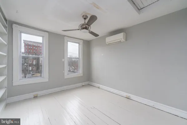 $3,449 | 216 East Biddle Street, Baltimore, MD 21202