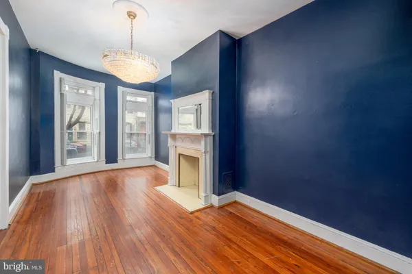 $3,449 | 216 East Biddle Street, Baltimore, MD 21202