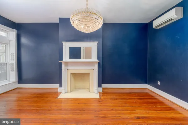 $3,449 | 216 East Biddle Street, Baltimore, MD 21202