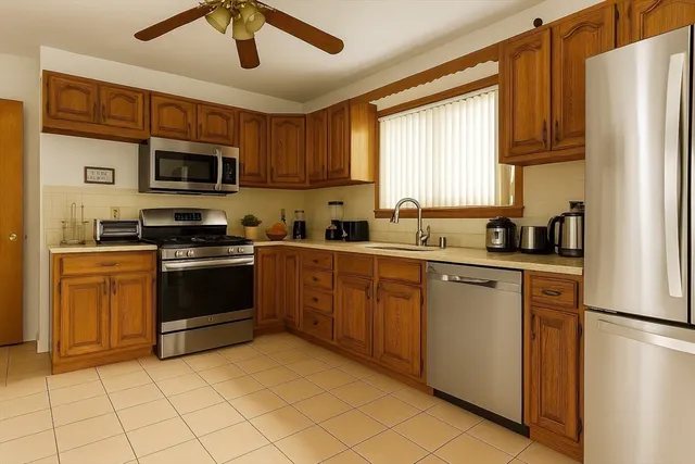 $4,000 | 469 Windsor Street, Unit 1, Cambridge, MA 02141