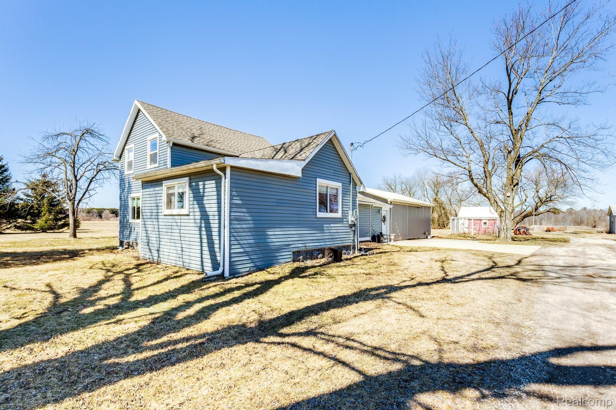 8014 Imlay City Road Avoca, MI 48006 - Photo 40 of 47 8614 Imlay City Rd ex (13 of 20).jpg